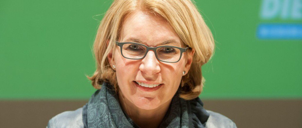 Eine gute Entscheidung, diese Bauernschikanierer-Truppe zu verlassen.  focus.de/7435203