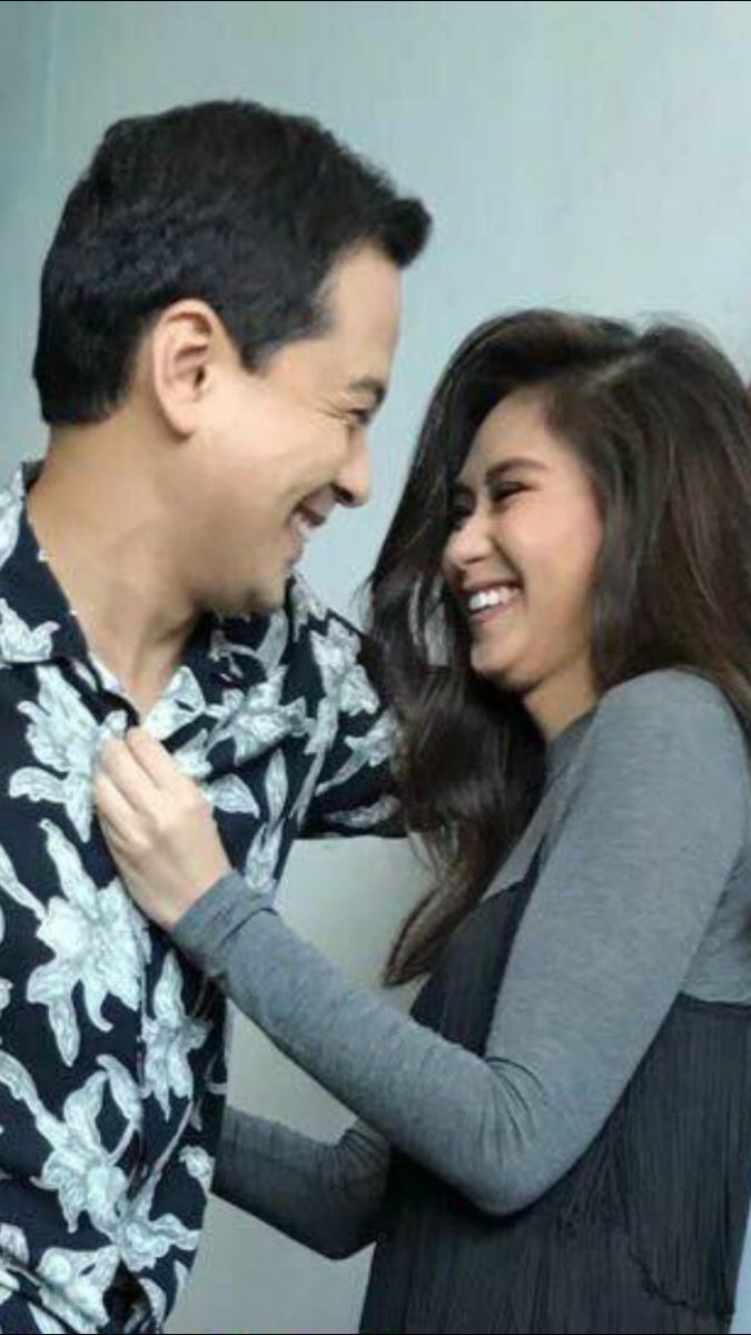 dyanviguilla's tweet photo. Mahal ko kayong dalawa, sana mahal nyo din ang isat isa.π ππβ€π #Ashlloyd #FinallyFoundSomeoneBoxOfcWk2 #FinallyFoundSomeone https://t.co/zSVv8tQqXe