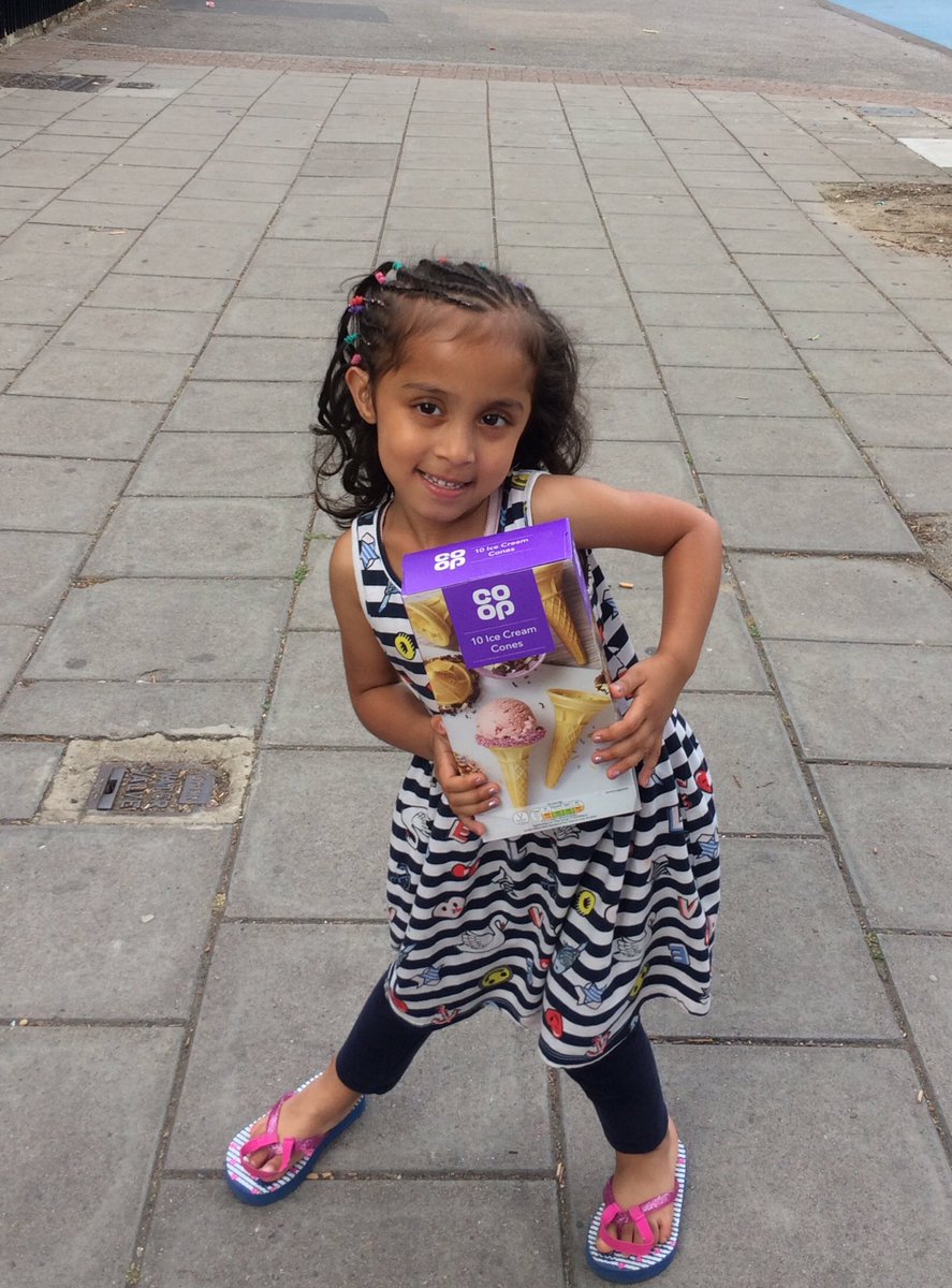 angelmijaan's tweet photo. My daughter love Co-op and wants to #Coopmodel @coopuk @coopukfood #coopcone #makeowncone https://t.co/c2Rf0AlSA9