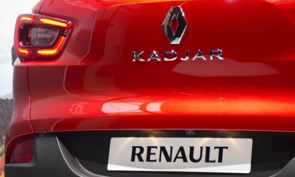 AutomartUAE's tweet photo. French car-maker Renault posted record vehicle sales for the first half as a sustained product offensive lifted global deliveries by 10.4 % https://t.co/fTmJVbO69l