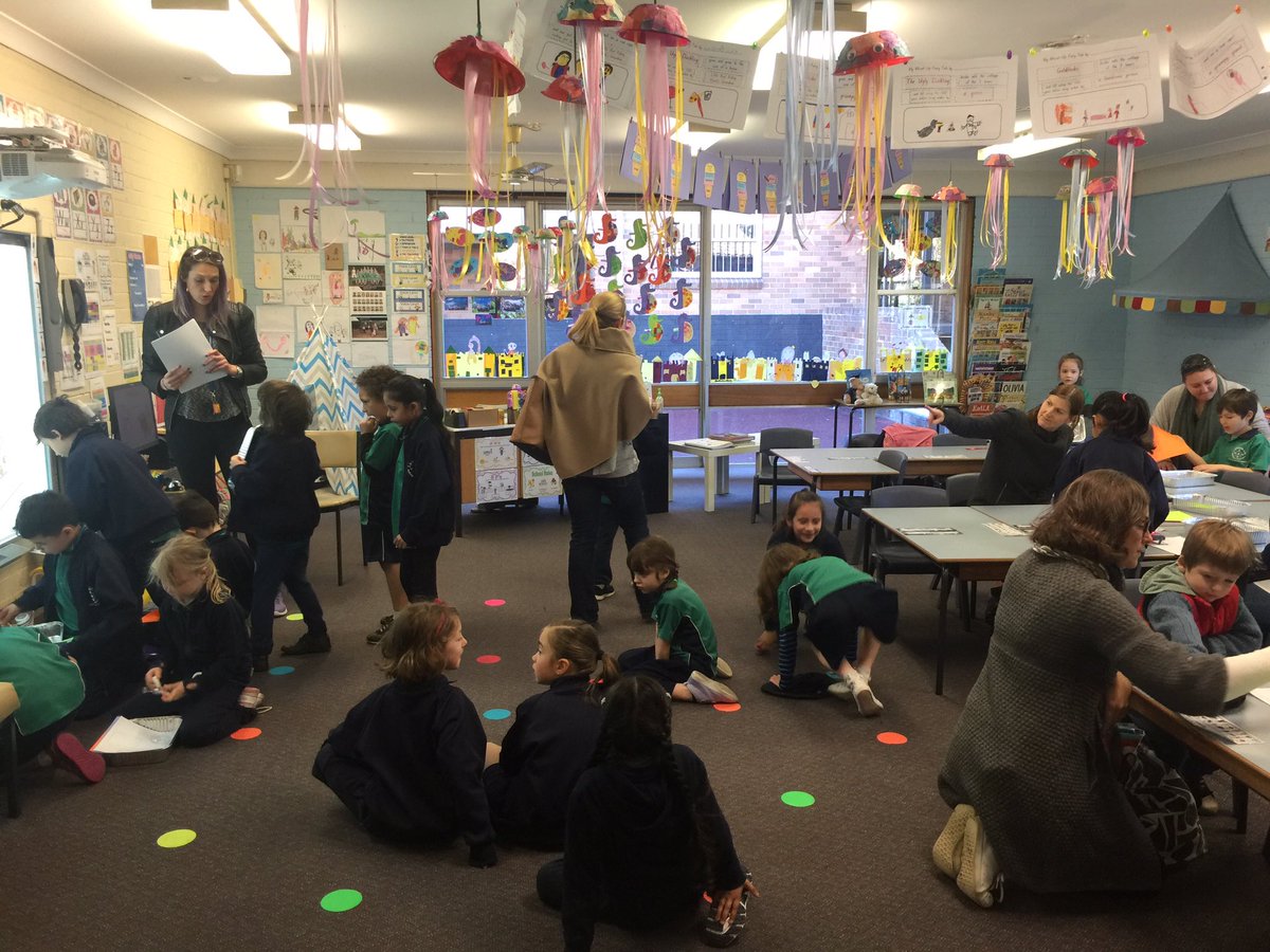 lewisham_ps's tweet image. Thnx parents &amp;amp; friends who joined us #EdWeek17. Community planting, project-based learning "I learn, we learn"