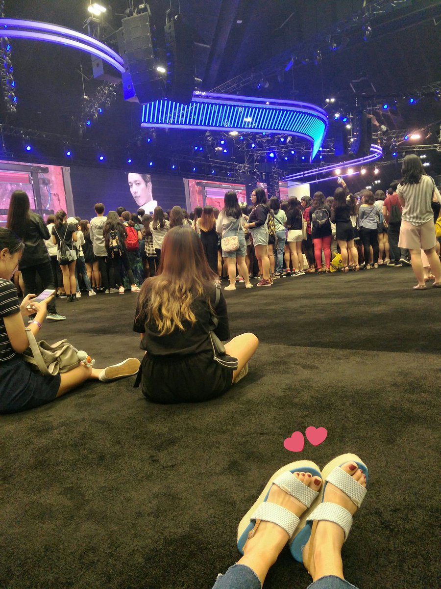 bangtansonoir's tweet image. My platforms and I are ready 
#petiteproblems
#MUSICBANKinSG