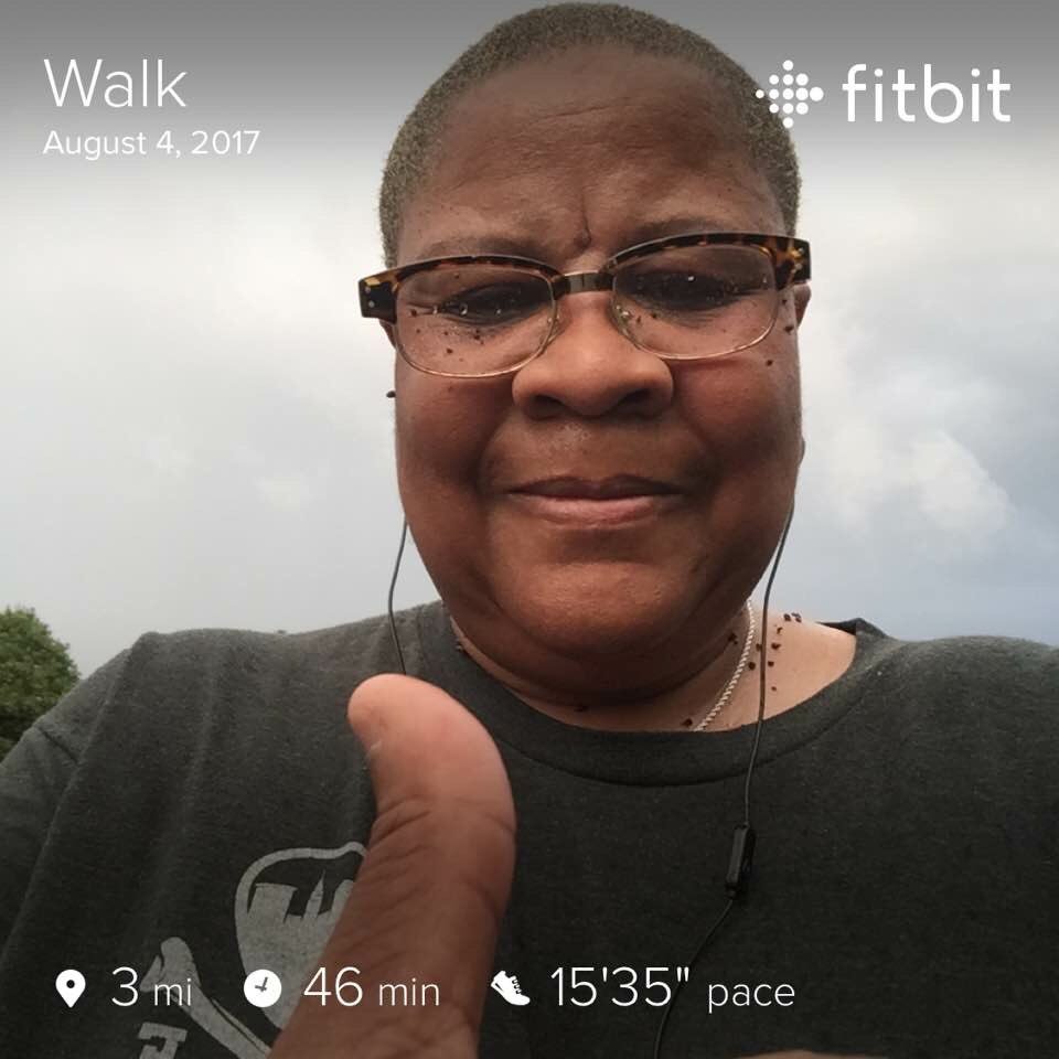 LawLezOne2013's tweet photo. 46 minutes on Fabulous Friday!!!
#MorningWalk
#RainStarted
#IDontMelt
#ExerciseHustler
#fitbitROCKS https://t.co/IA5F94bive