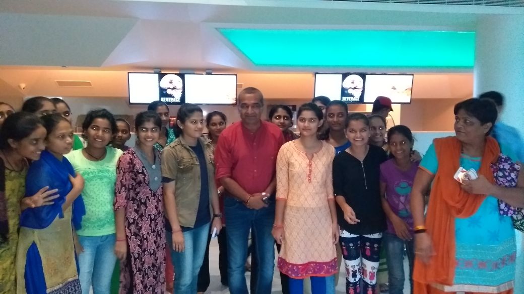 VitaminSheMovie's tweet photo. Happiness is seeing happy faces after watching #VitaminShe movie. @bookmyshow: https://t.co/dDgEjZL0SD or @Paytm: https://t.co/ven1xhErLS https://t.co/674PueqnNg