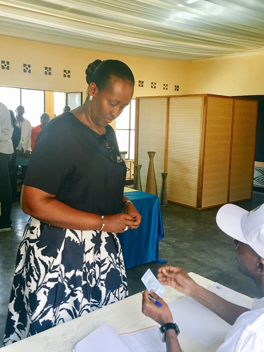 FirstLadyRwanda's tweet photo. Today in #Rugunga, President @PaulKagame and Mrs Kagame joined fellow voters in shaping the future of this nation.  #PresidentialElections. https://t.co/xeI4aGWGcC
