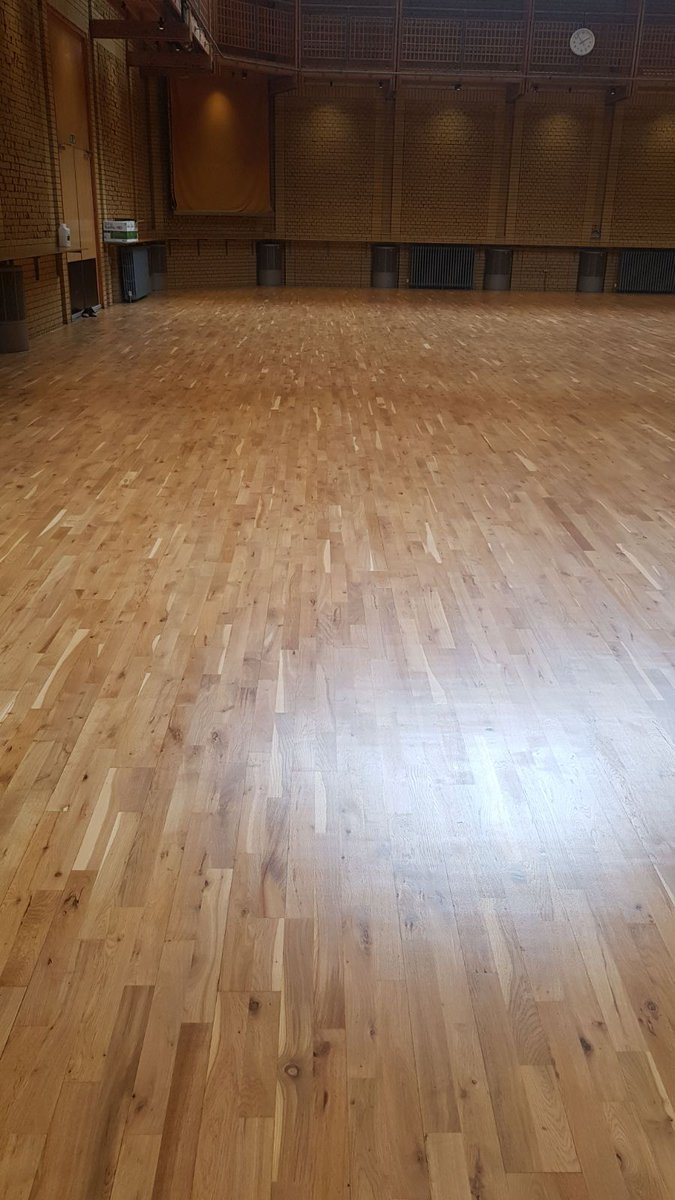 cmtflooring's tweet photo. CBSO flooring resanding and sealing completed, looks amazing @cmtflooring #traffichd #refurb https://t.co/bHqfbrQLx9
