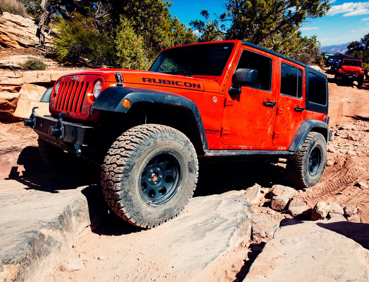 Navigate new obstacles with ease. #Jeep