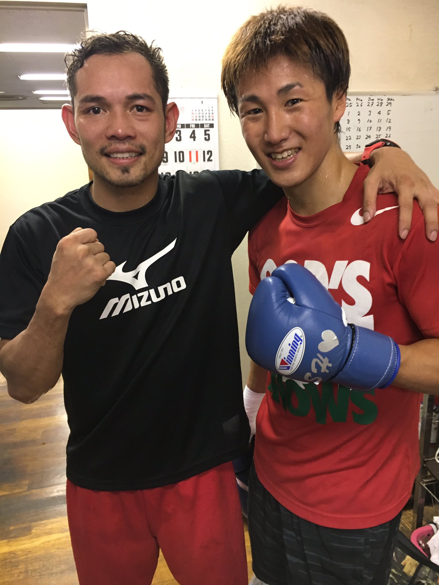 中澤 奨 今日は帝拳ジムに元世界5階級制覇チャンピオンのドネア選手 が来て６ラウンドの内の3ラウンドやらせていただきました 世界のトップ選手とやらせていただいて最高の環境です 滅茶苦茶良い勉強なりました 試合まで最高の状態に仕上げます