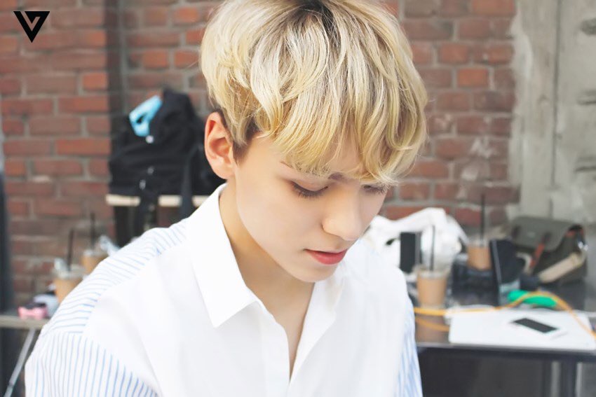 vrnpics's tweet photo. baby ❤

#버논 #VERNON #한솔 #SEVENTEEN https://t.co/L6IX1Ej8Xd