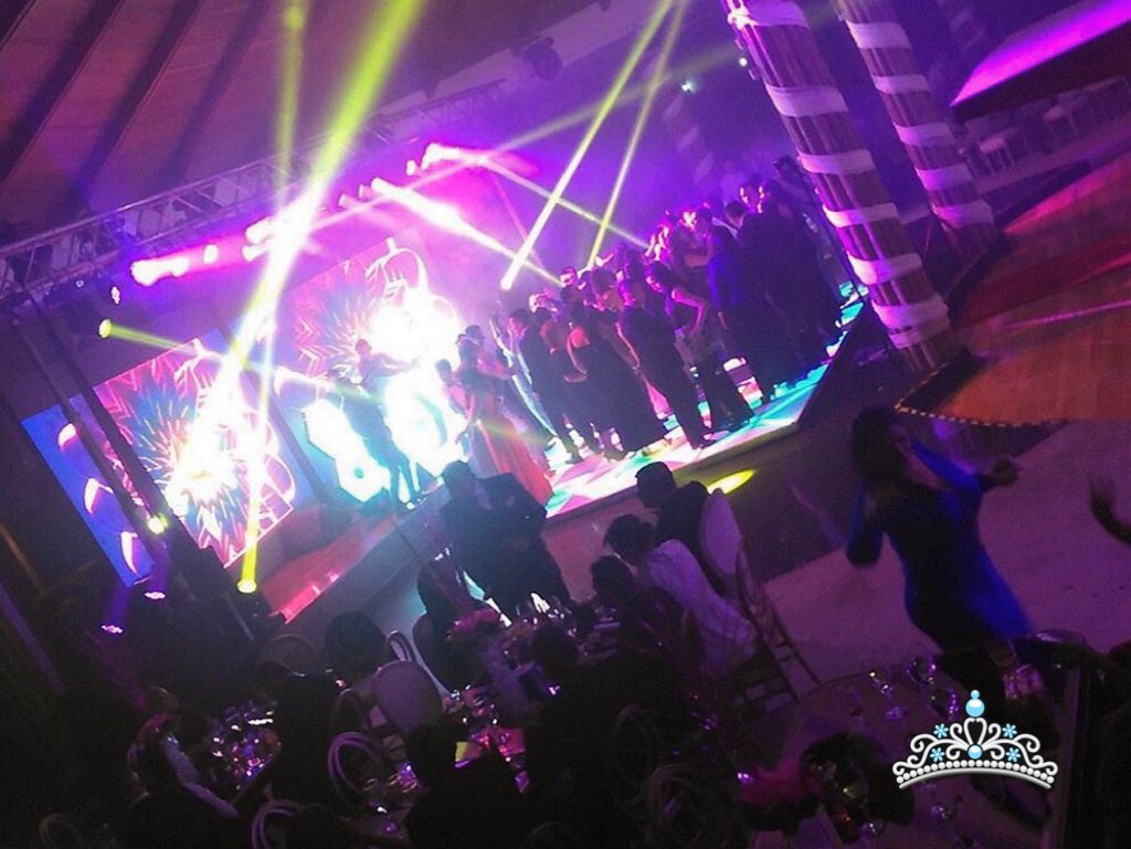 eventostrinity's tweet photo. 🎼🎶🎷
Todo para tus #15
INF: 3203338344 
https://t.co/qdOxq2BRtx
#djandreabarrera #millantrinity #tupromtrinity #Mis15Trinity #eventostrinity https://t.co/Q10HFmP5yV
