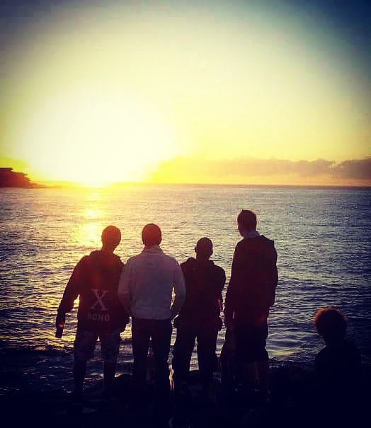 av9901's tweet photo. Ever think of the kinds of friends we make #traveling ? #solottravel #ttot #rtw #travelfriends #backpacker
https://t.co/dJluWIyDbG https://t.co/AfHq1HVMgk