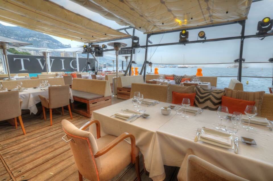 🇯🇵🍣 🇮🇹🍾 Come to dine at Twiga Monte Carlo tonight with Sumosan Japanese cuisine and the very special pizza by Le S… ift.tt/2vz8hDo