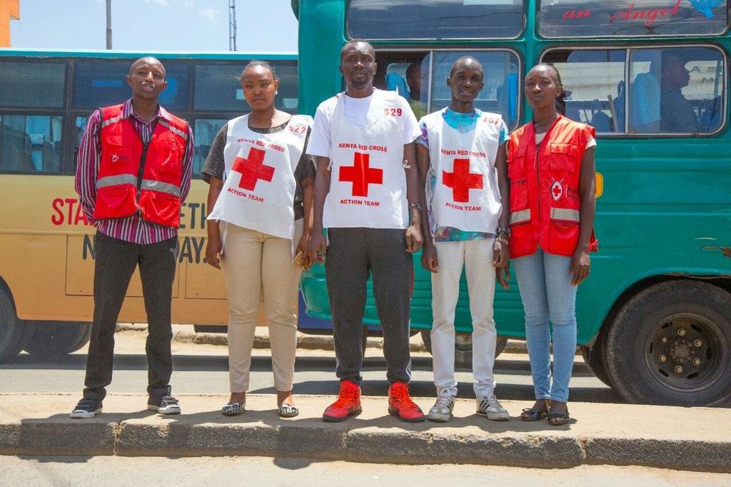 Kriscalf's tweet photo. @KenyaRedCross responders and volunteers don these outfits. You will find them in the field. #RedCrossEmblem https://t.co/KznsJCMbSt