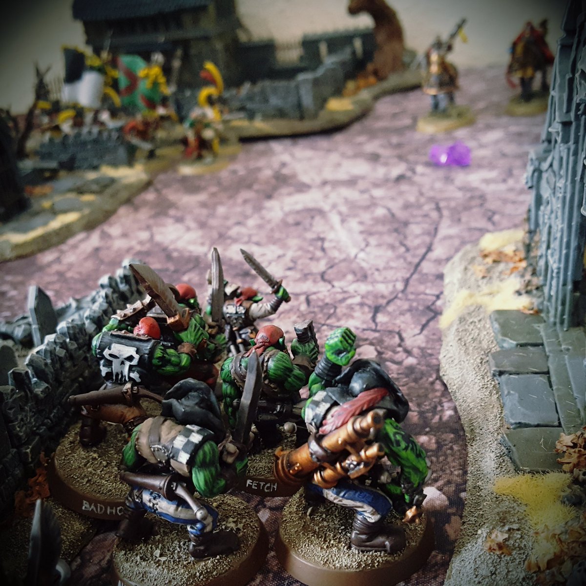 WarbossKurgan's tweet photo. Part 4 of #TheHarrowmarkRun (#AoSSkirmish campaign).
#TheOgresuns Orruk Pirates finally have some good luck...
https://t.co/RVmTYGZyOv https://t.co/zNePNH1YkL