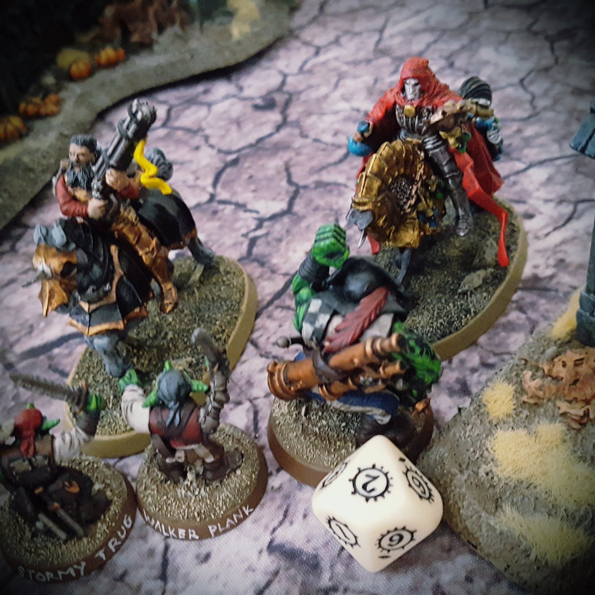 WarbossKurgan's tweet photo. Part 4 of #TheHarrowmarkRun (#AoSSkirmish campaign).
#TheOgresuns Orruk Pirates finally have some good luck...
https://t.co/RVmTYGZyOv https://t.co/zNePNH1YkL