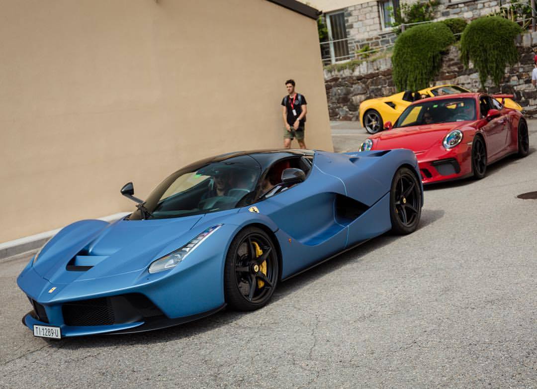 Earlsimxx's tweet photo. Finally confirmed the color on this LaF owned by Kessel is a wrap https://t.co/wXmNxYyGEs