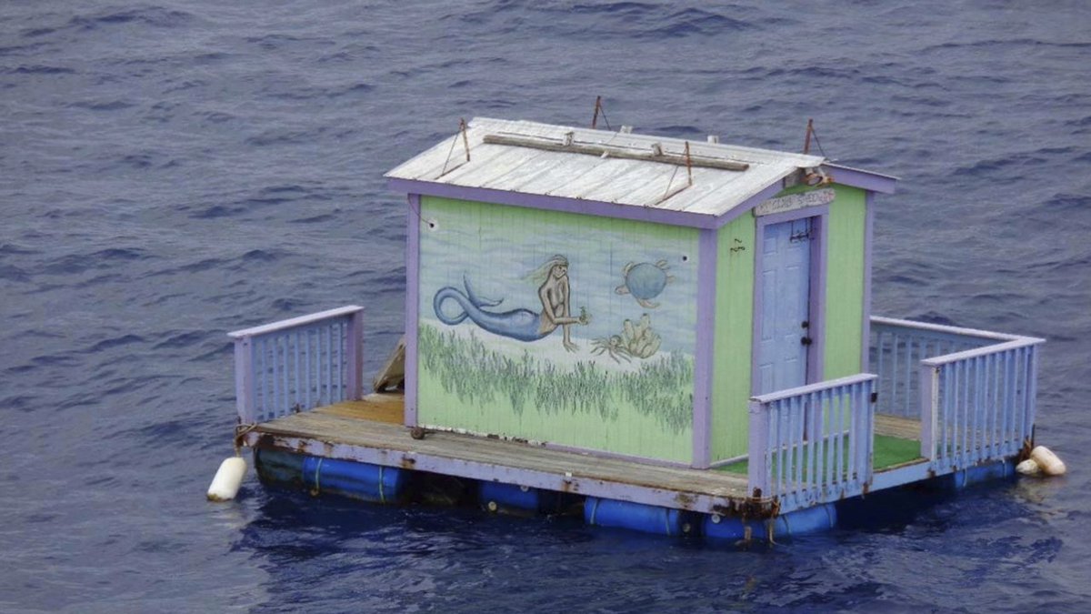 Tiny mermaid-painted shed drifts 200 miles from Key West across Gulf bit.ly/2wrXZRE https://t.co/YhvM6SUH1G