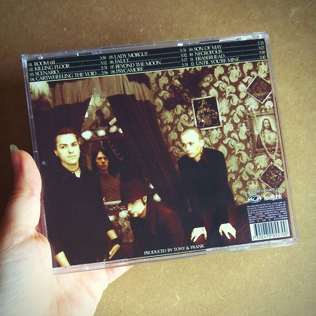 soniakasart's tweet image. Finally it&apos;s in my hands. I&apos;m really happy, yay!!! 😍💕 

#Subvision #SoFarSoNoir #TobiasForge #MartinPersner #GustafLindström #ThomasDaun