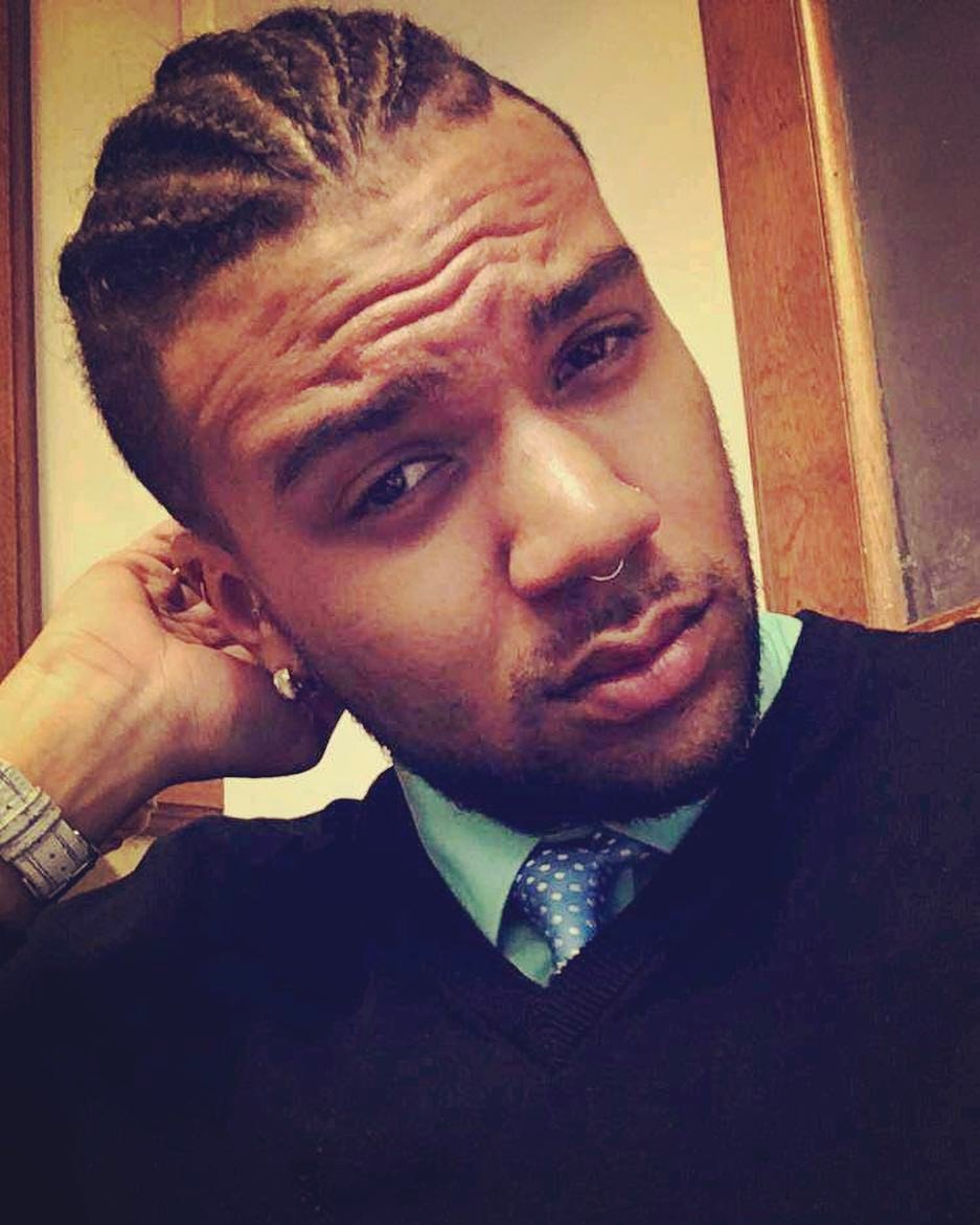 _RodneyD_'s tweet image. I switch it up #LGBTbabes