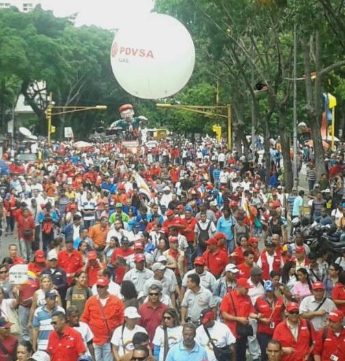 TyD_PdvsaGas's tweet photo. Nuestros trabajadores presentes en la ANC representando el  espíritu patriota y revolucionario d nuestra filial#ConstituyentePuebloSoberano https://t.co/ylf87GnYHQ