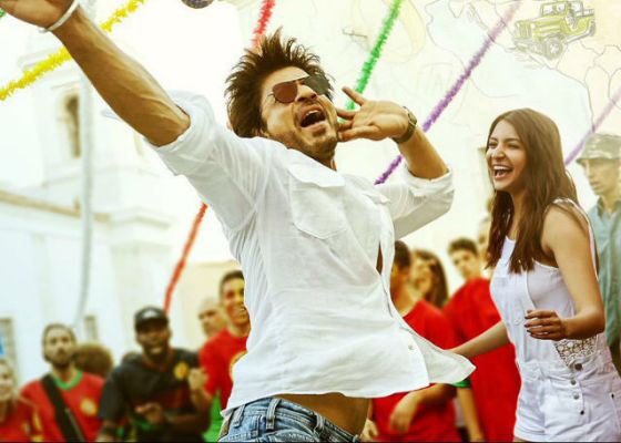 aanandlrai's tweet photo. You can't afford not to fall in love with them.They r here to take u on romantic trip❤️My 3 favs #ImtiazAli @AnushkaSharma &amp; @iamsrk SIR 🙏 https://t.co/qUkiuvH4yo