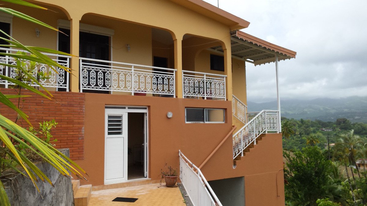 AugusteJeremie's tweet image. Grande Villa au LORRAIN terrain de 1600 m² avec vue sur mer et montagne #classimmos #immobiliermartinique
classimmos.com/fr/vente/1/479…