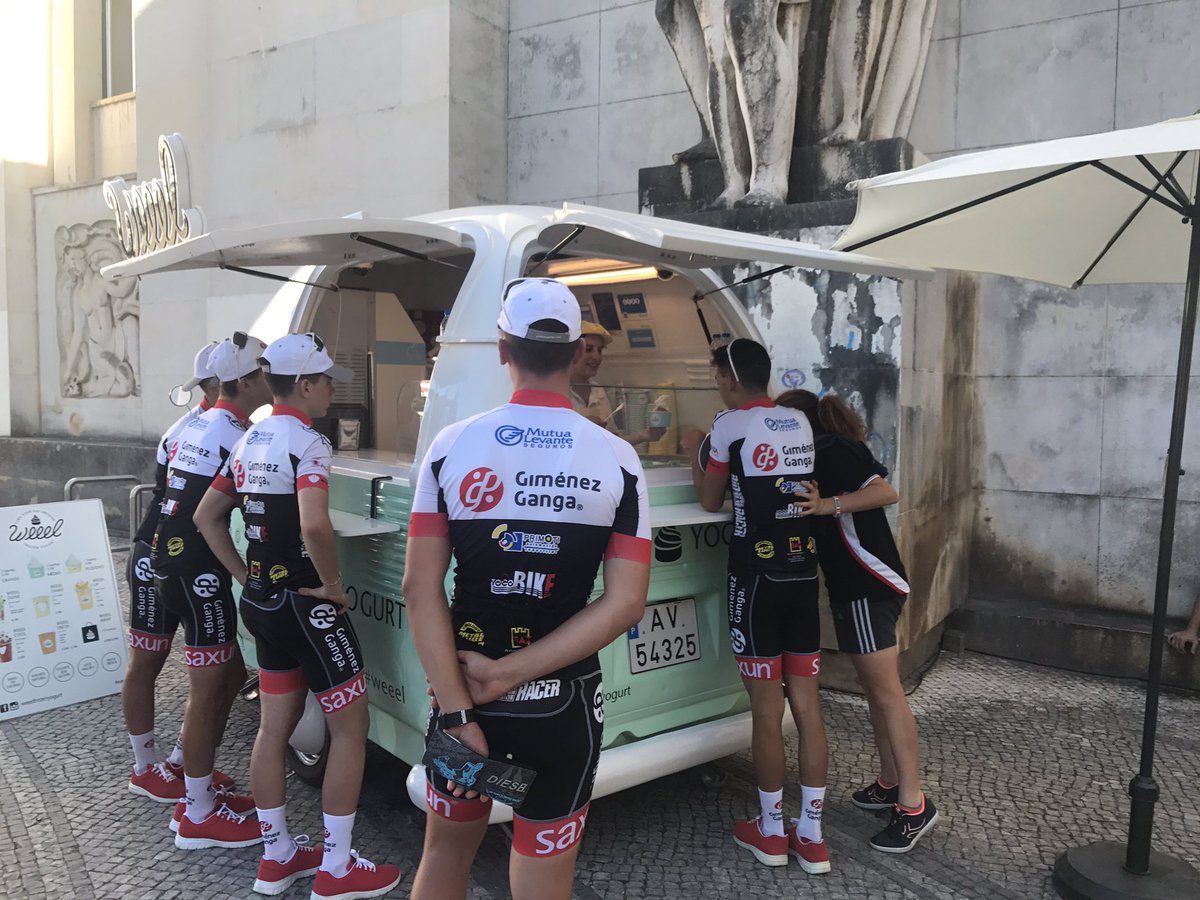 GimenezTeam's tweet photo. VICTORIA por equipos en la 1ª etapa de Volta Portugal. Todo empieza con un buen descanso @DianCalzados https://t.co/7H74wfGwbt