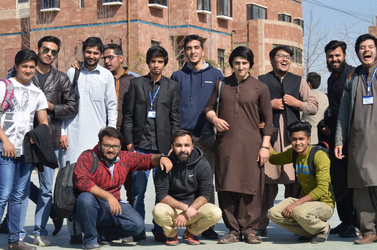 Faizan_Ahmad127's tweet photo. After volley ball match
#2nd_semester https://t.co/rVkAPnuGTQ