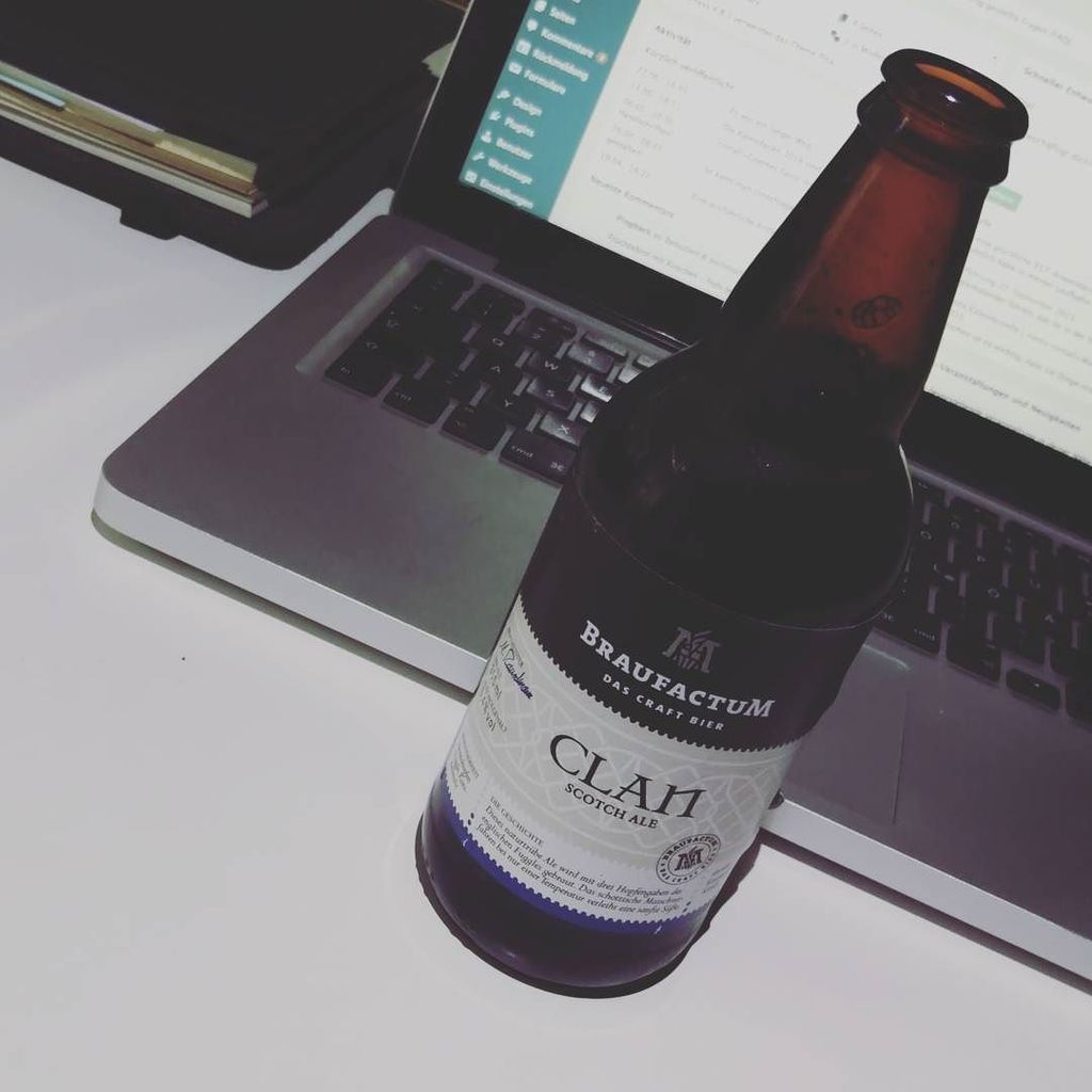 blogzoomlab's tweet photo. A Little Blogwork... #braufactum #notpaid #Food #goodstuff #craftbeer #scotchale #beer #lecker #sueffig https://t.co/I1Hup49EtY #zoomlab https://t.co/hbHUyhj5mk