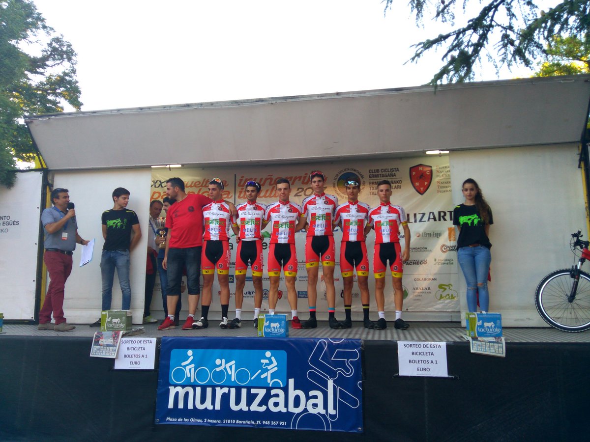 Primer equipo #VueltaPamplona  @CT_Esetec_Jun Cartagena Enhorabuena!!! Zorionak!!!