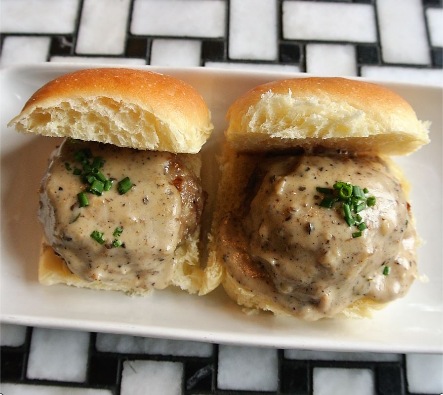 Our Meatball Sliders give your typical sliders a run for their money. Happy hour deals last from 3-6 p.m. daily! #eatlocal #leessummit