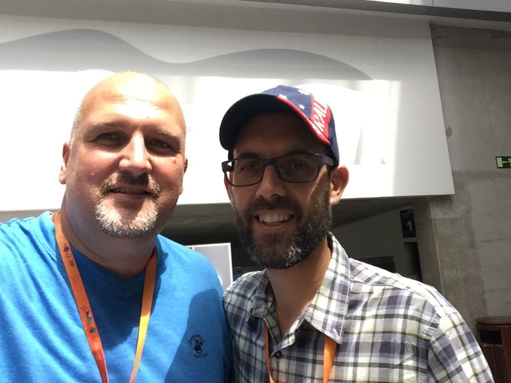 GerardoOudri's tweet photo. Another Youth Director from Australia visited our booth. #AYC2017 https://t.co/RGd3l9loGV