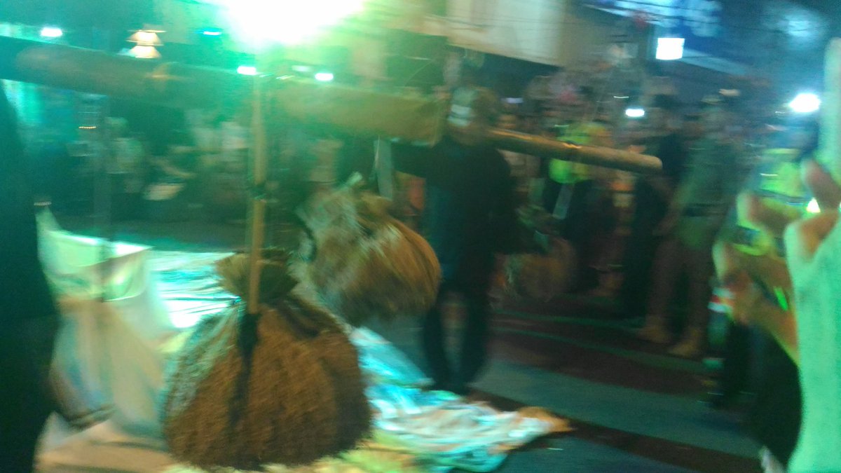 keccampaka's tweet photo. Pembukaan pawai ngarak beas perelek, milangkala purwakarta. Dihadiri ribuan peserta dan warga. 
#Muri4PerelekPurwakarta 
@DediMulyadi71 https://t.co/jTodRnNKmS