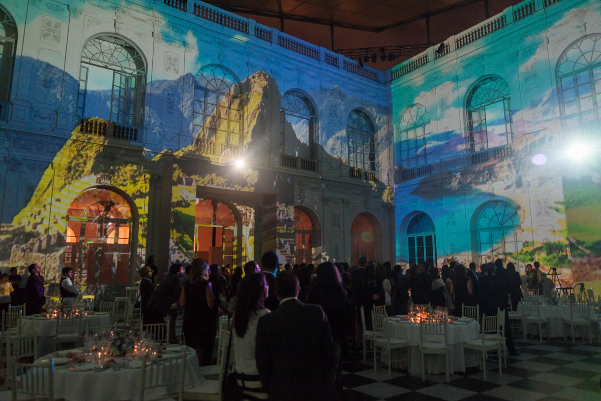 stimulusperu's tweet photo. Pintamos la historia con los colores del futuro #MALI #Museo #Perú https://t.co/7tNxhpUdA4