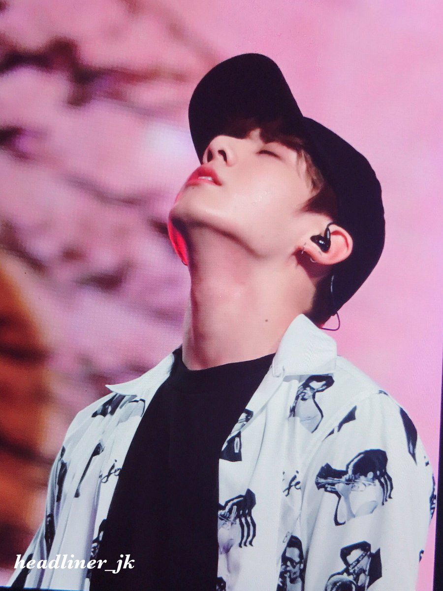 headliner_jk tweet picture
