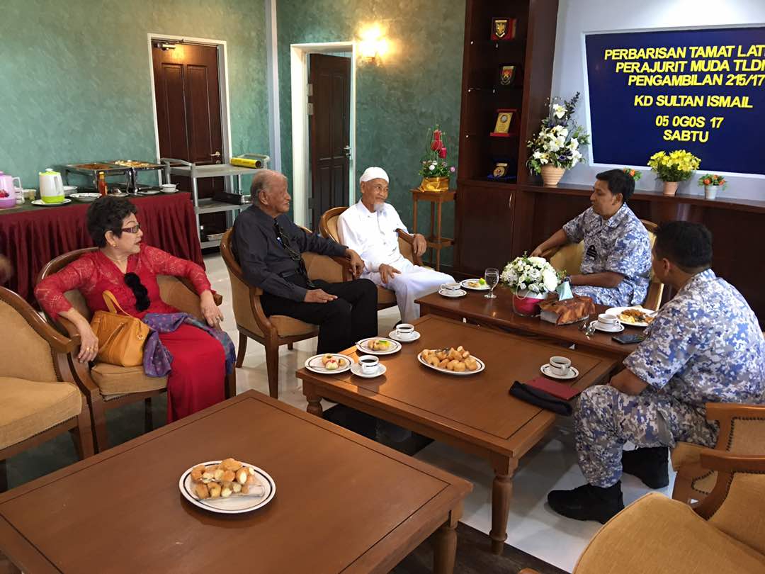 MymyusriYunus's tweet photo. Jejak pengibar bendera semasa 31 Ogos 1957 https://t.co/7FiKP2iXMf