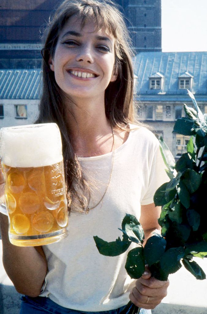 Ms_Golightly's tweet photo. #InternationalBeerDay with #JaneBirkin https://t.co/nZmIavKbFL