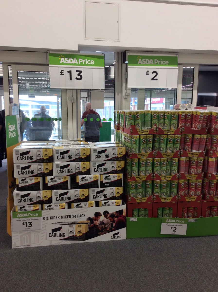 PowerforceMC17's tweet photo. @asda Thornaby all set for a busy weekend with #carling #MIXEDPACK. What a deal🍺🍺🍺 https://t.co/6qBQzY0h4Y