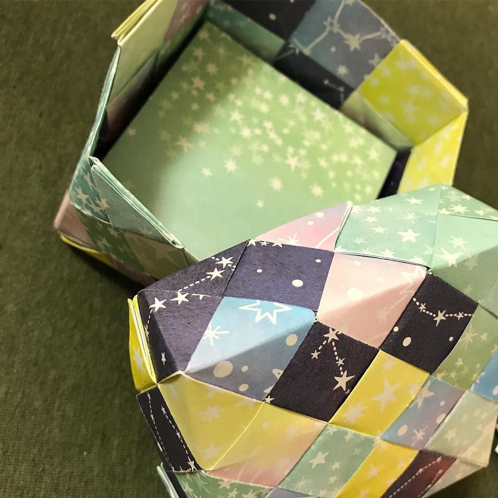 ユイ おりがみケース作ったー おりがみ 折り紙 折紙 Origami ユニット Unit 薗部式 薗部式ユニット 箱 はこ Box T Co L8sktbjkca