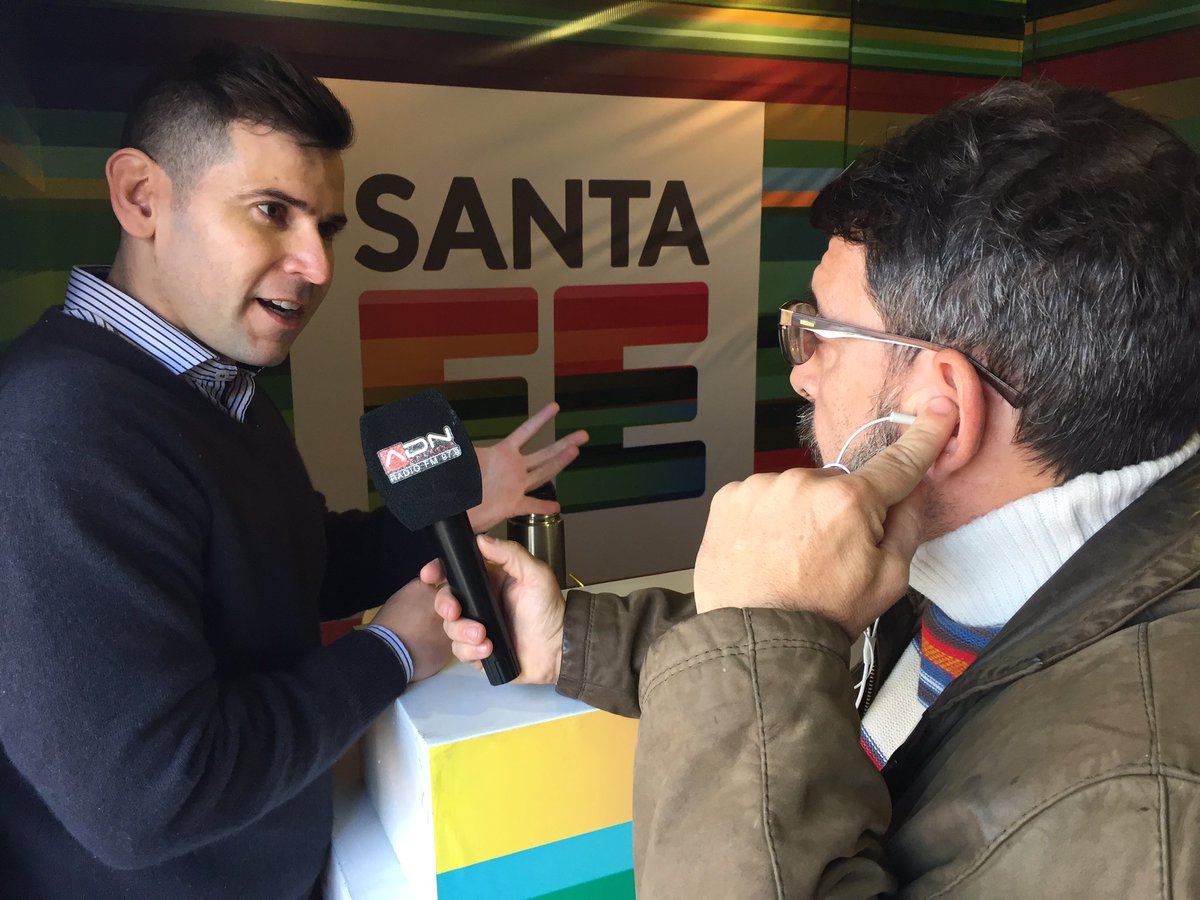 SecEEnergiaSF's tweet photo. Difundimos con @sebalag las potencialidades en Bioenergías de la provincia en #ExpoRuralDeRafaela https://t.co/Lwkjv3agP8