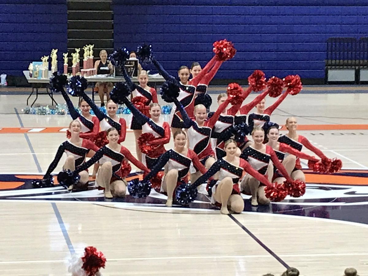 ADBEHS's tweet photo. Awesome Spartanette performance at Badgerette camp! Great job ladies! @BSpartanettes https://t.co/hjA1Vc8jCu