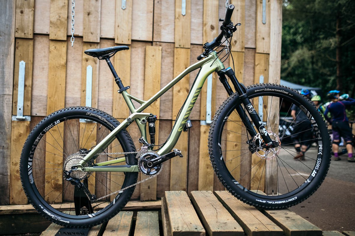 CanyonUK's tweet photo. How different can 3 #MTBs be? @BikeSoup breaks down the difference between #StriveCF, #SpectralCF &amp; #NeuronAL → https://t.co/xRj29ry4Up https://t.co/ZtdcQkeSAK