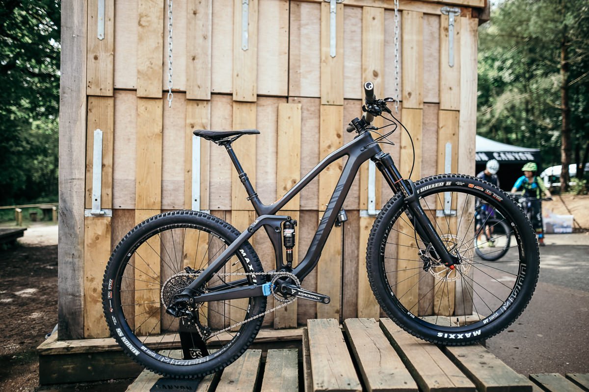 CanyonUK's tweet photo. How different can 3 #MTBs be? @BikeSoup breaks down the difference between #StriveCF, #SpectralCF &amp; #NeuronAL → https://t.co/xRj29ry4Up https://t.co/ZtdcQkeSAK