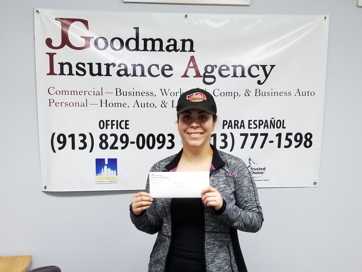 JGoodmanIns's tweet photo. That #FridayFeeling when you win Royals tickets to tonight's game during #FreeTicketFriday #GoodmanGreatService #RaisedRoyal #weekendvibes https://t.co/Q1KDrXSdGh