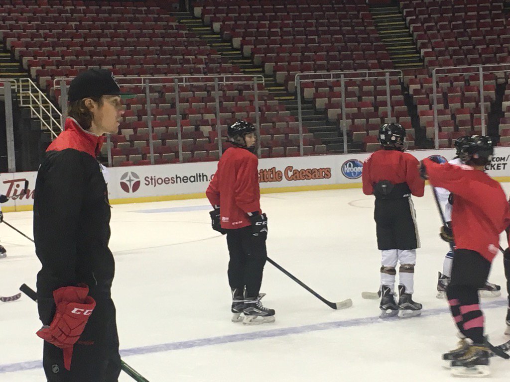 Dwakiji's tweet photo. #RedWings Tyler Bertuzzi at #DRWYC. https://t.co/cZmijNmWTR