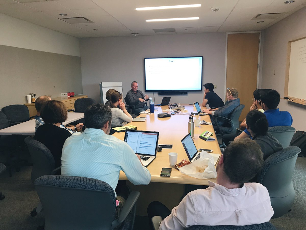 So much to learn from <a href="/travelorama/">William Niejadlik</a>! Thanks for leading us through Air Commerce 101 yesterday. #traveltech #startup #accelerator