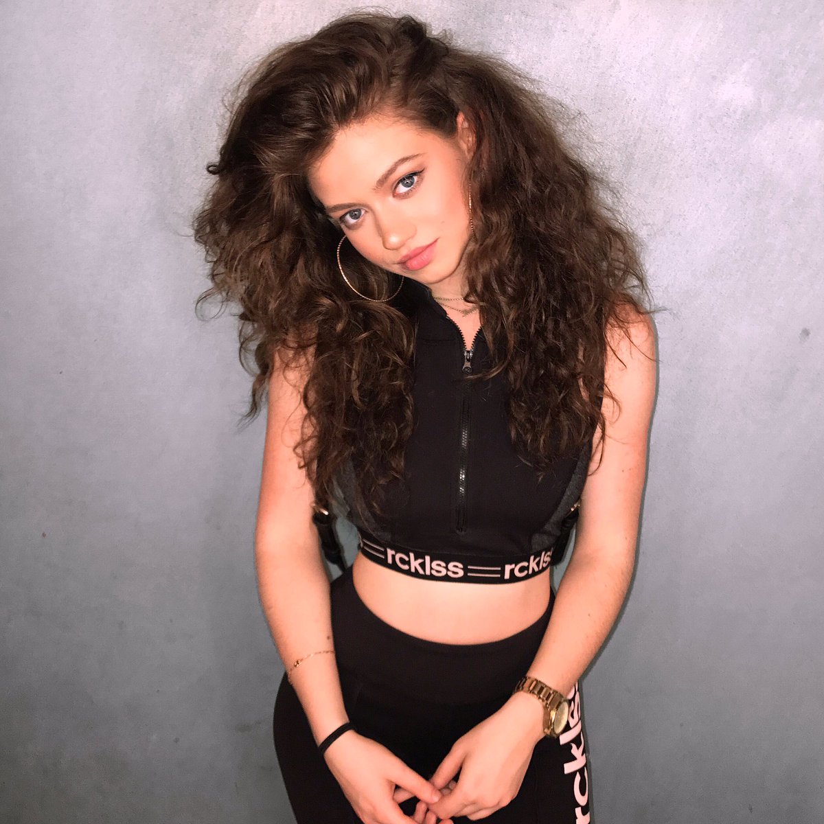 GDytto's tweet photo. God, why her Hair is so Perfect? 🙄😌 #IsGorgeous #InLove 😍🤗 @iAm_Dytto 💕💕 https://t.co/Vyh5211YHx