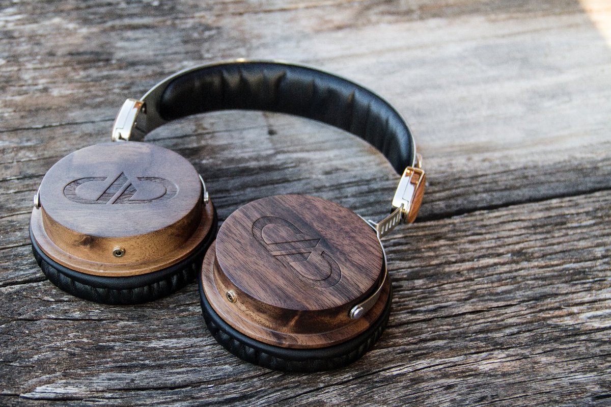 DDAudioForLife's tweet photo. Need good quality #backtoschool #headphones or #earbuds? 
Order now: https://t.co/uYeABqgVJL
FREE SHIPPING* 
*Continental U.S. orders only. https://t.co/T0oUnG93wR