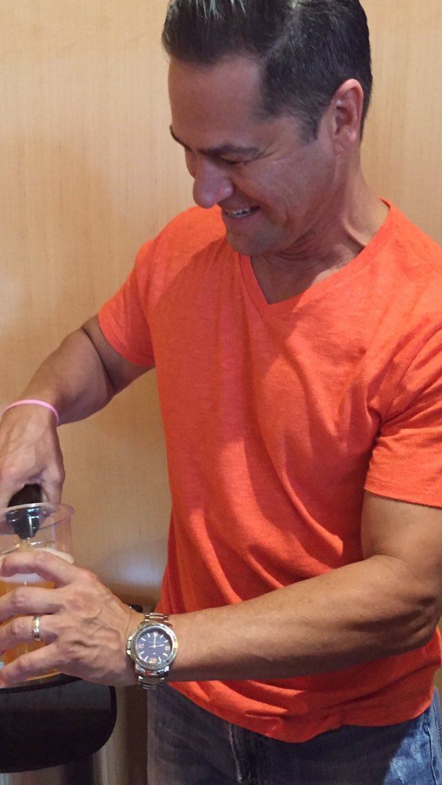 RandallintheOC's tweet photo. @jimrome when security thinks they got you but you keep changing clothes. #Smackoff23 https://t.co/H6FDyQsvue