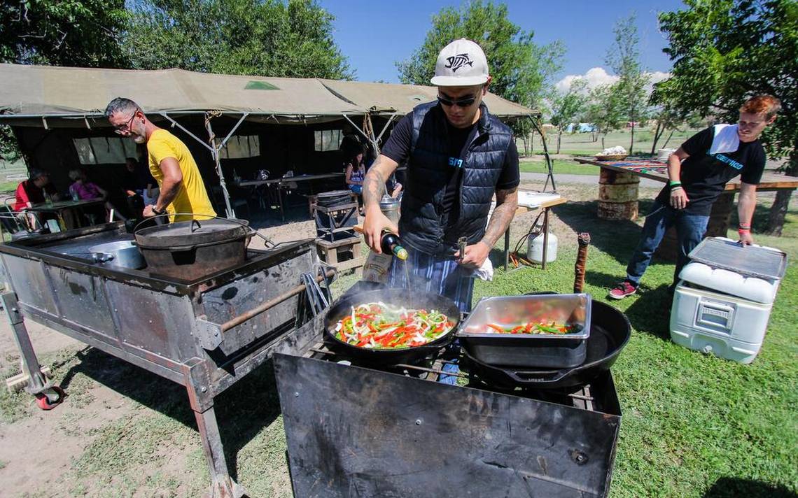 joeferri's tweet photo. Cowboy Cuisine: Why this cooking style still matters to these Texan chefs (with recipes!) #pfcooks https://t.co/u66src0hTr https://t.co/KE945S2uv1